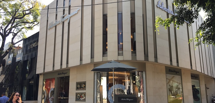 Salvatore Ferragamo consolida su presencia en M&eacute;xico y roza las 25 tiendas en el pa&iacute;s 